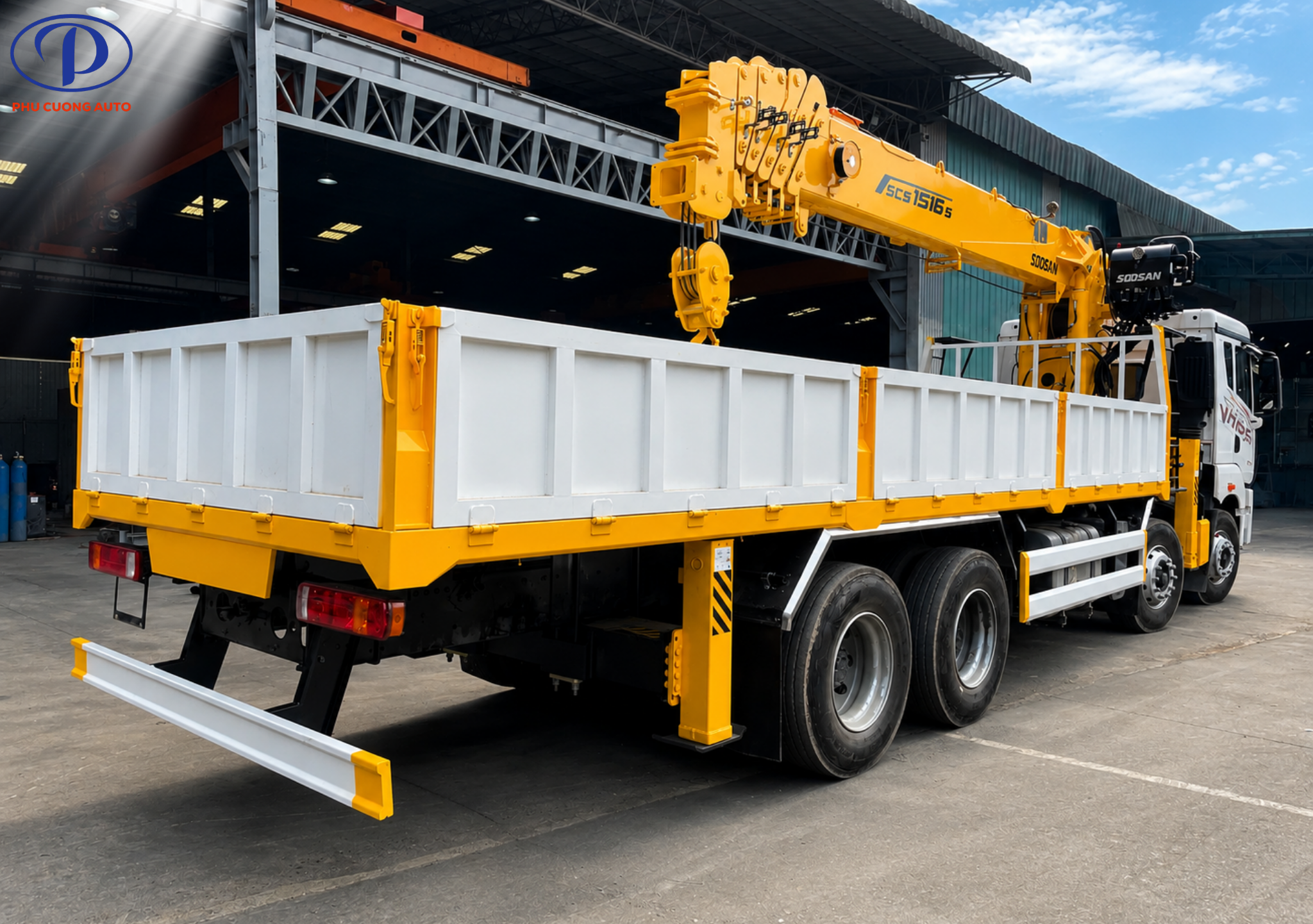chiều dài cẩu xe faw jh6 4 chân cẩu soosan