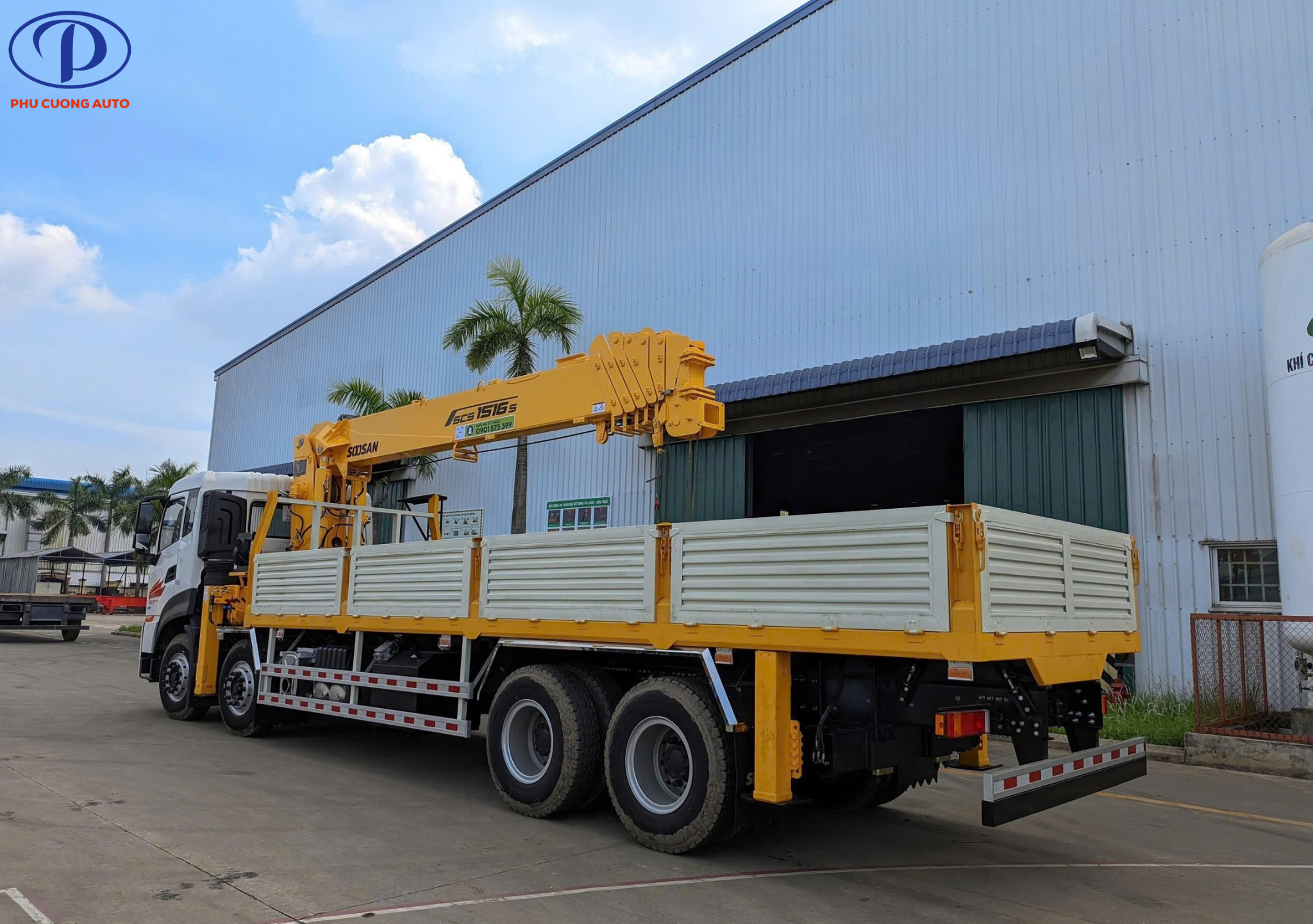 kích thước xe cẩu tự hành dongfeng 4 chân